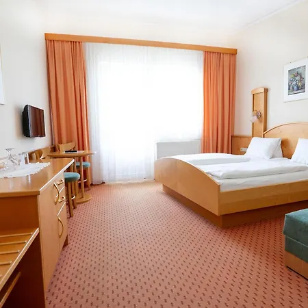 Panoramahof Ziegler 3* Bad Waltersdorf