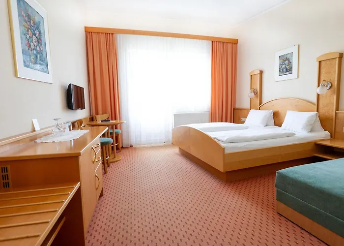 Panoramahof Ziegler 3* باد والترزدورف